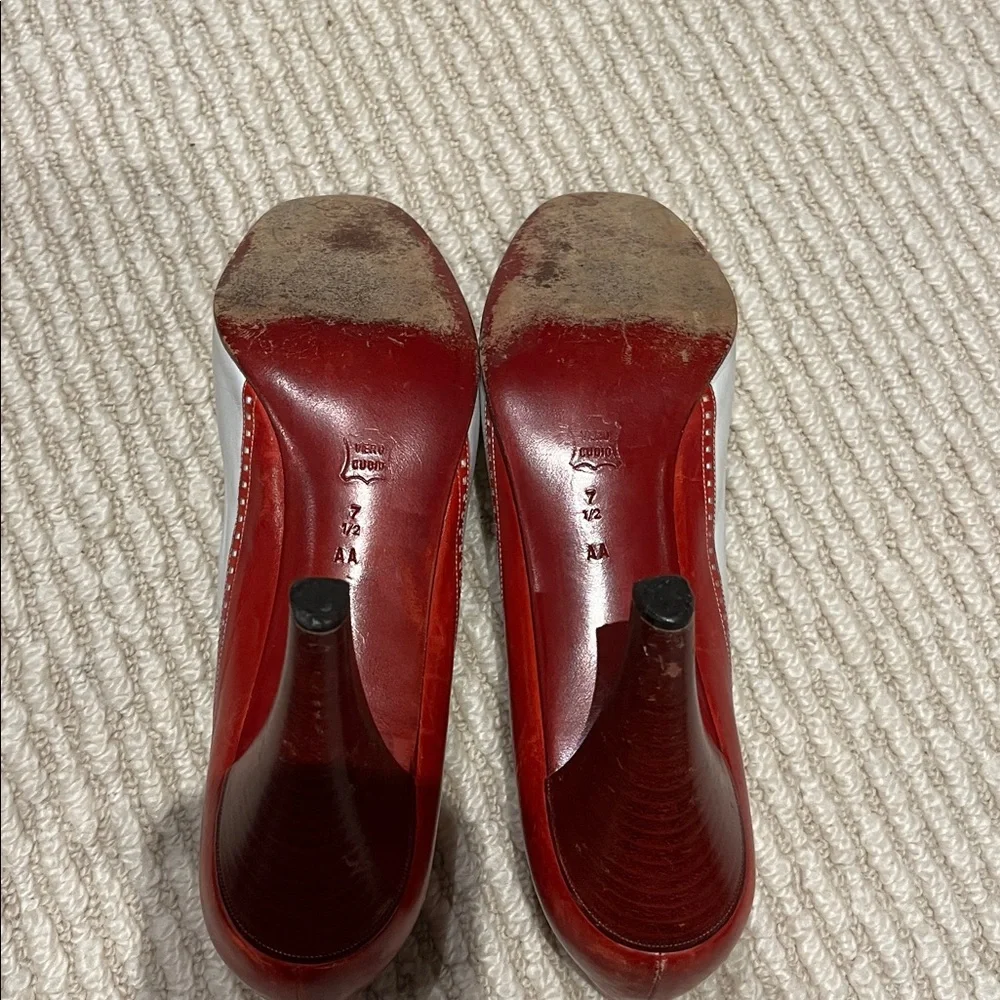 Bruno Magli White and Red Peep Vintage Toe Heels - Picture 6 of 8